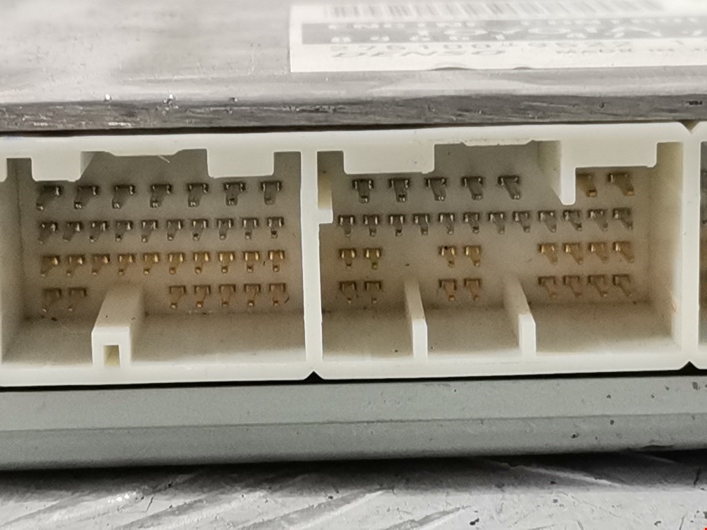 Блок управления двигателя (ЭБУ) TOYOTA Prius II XW20 2003-2012