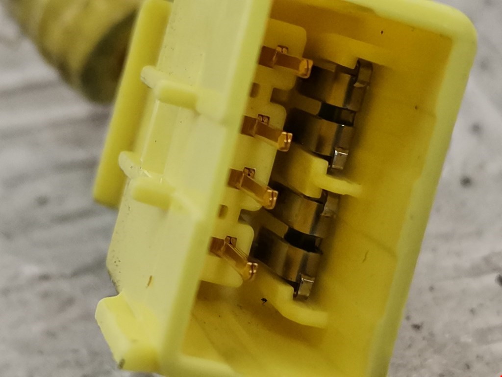 Подушка безопасности пассажирская (в торпедо) TOYOTA Prius II XW20 2003-2012