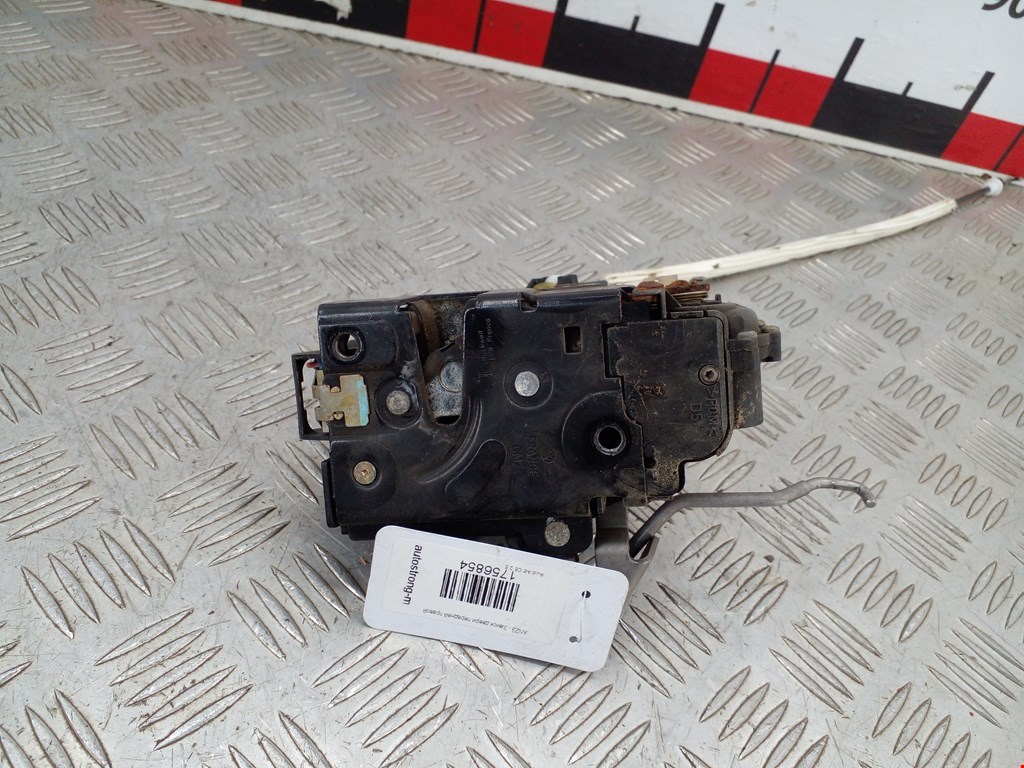 Замок двери передней правой AUDI A6 C5 1997-2004