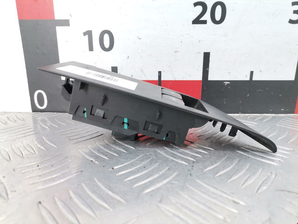 Блок управления стеклоподъемниками OPEL Astra J 2009-2017