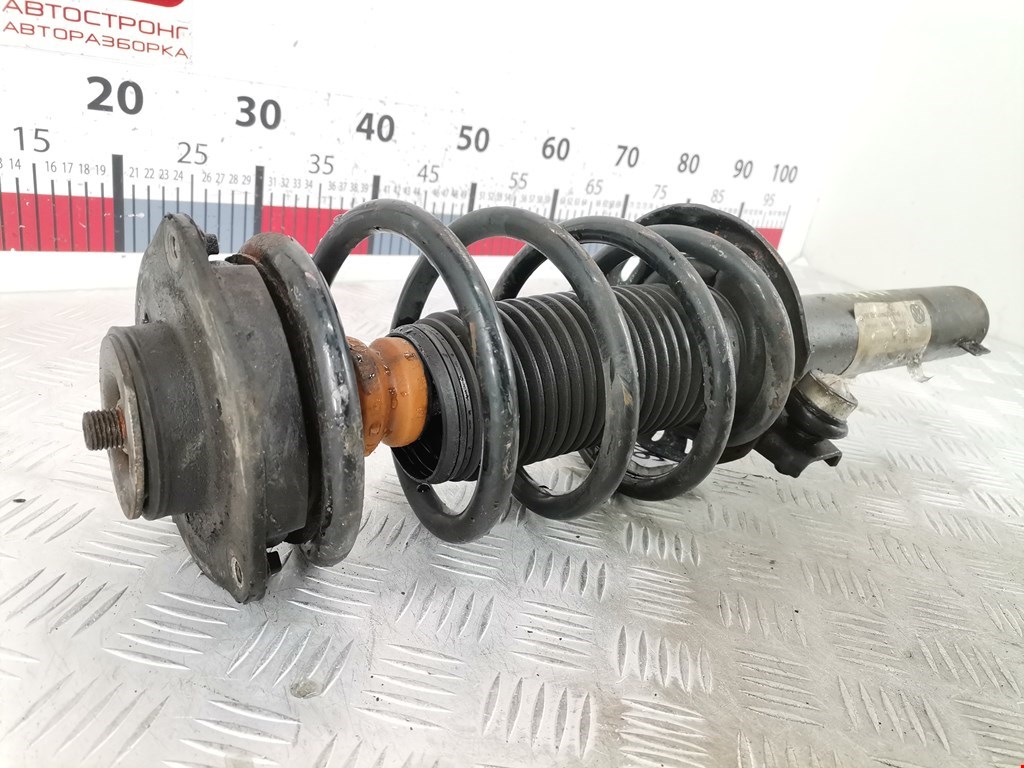 Амортизатор передний правый VOLKSWAGEN Touran 2003-2010