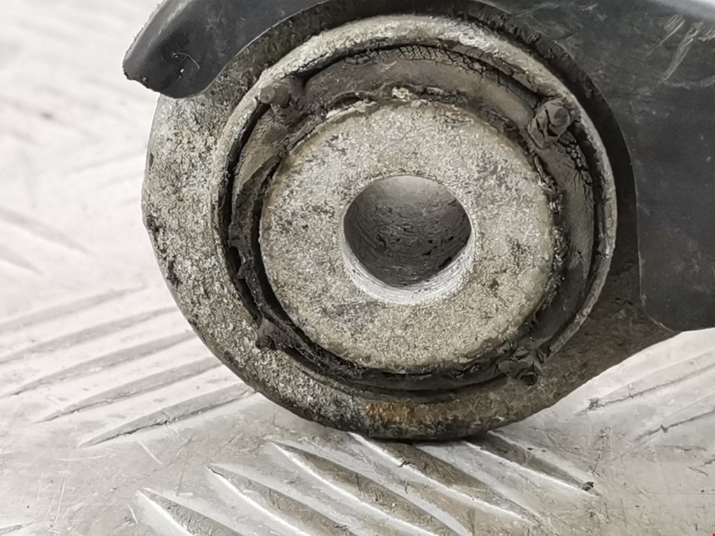 Рычаг задний правый MERCEDES-BENZ CLS-Class C219 2004-2010