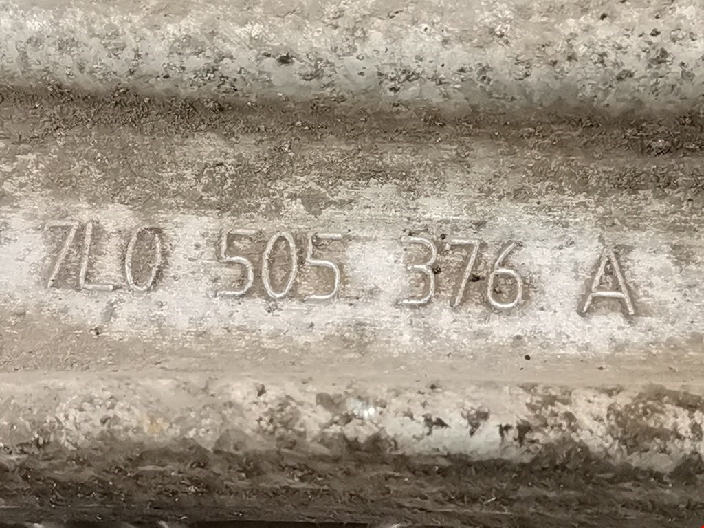 Рычаг задний правый VOLKSWAGEN Touareg 2002-2010