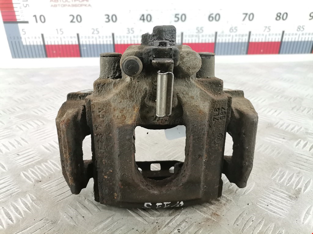 Суппорт задний правый VOLKSWAGEN Touareg 2002-2010