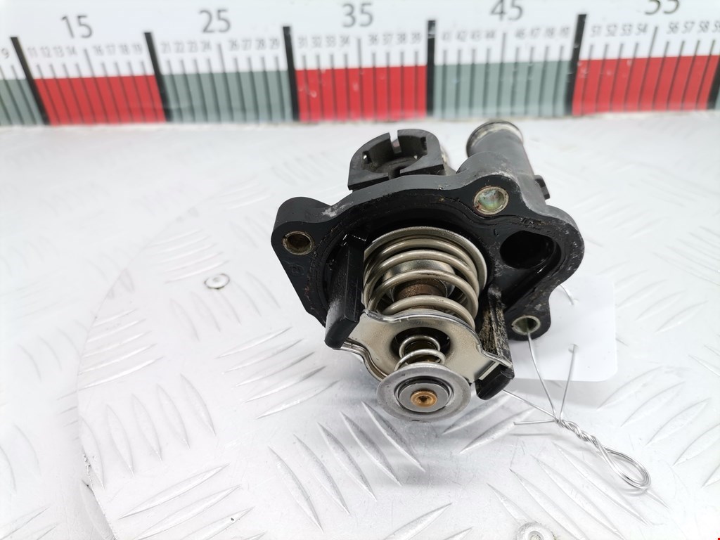 Корпус термостата FORD Focus II 2005-2011