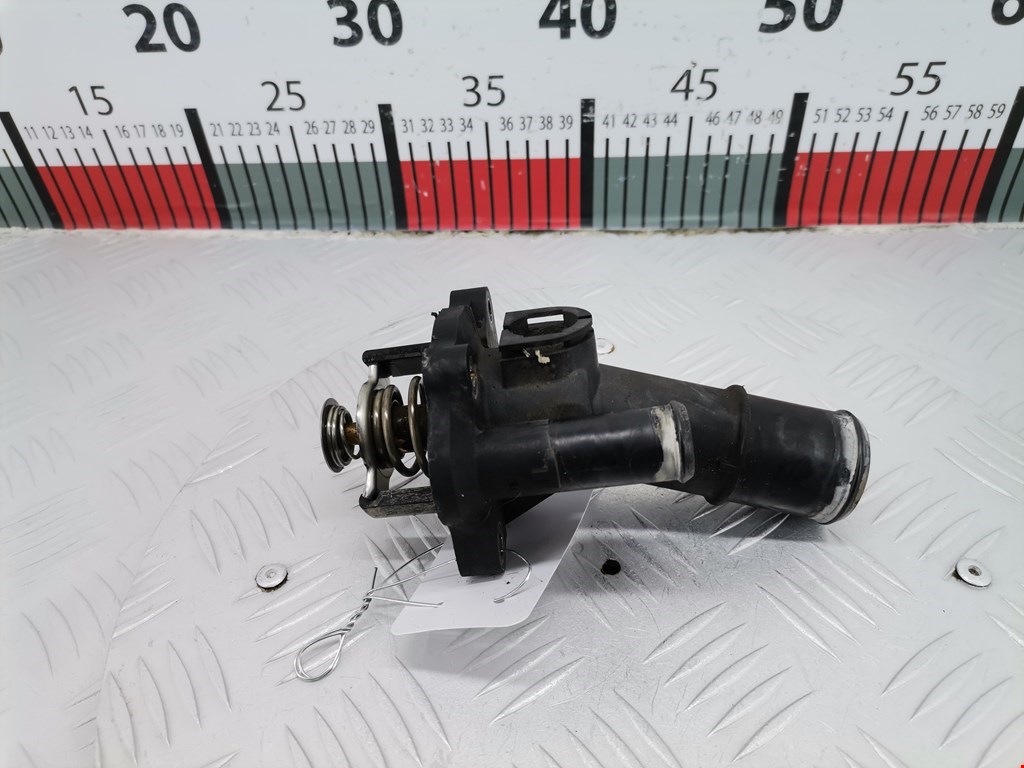 Корпус термостата FORD Focus II 2005-2011