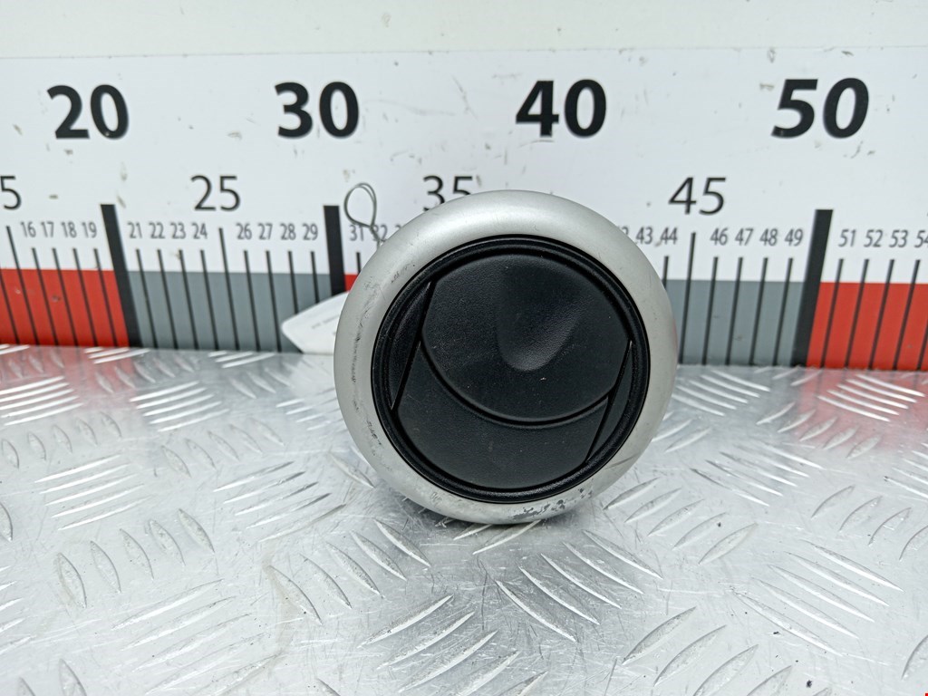 Дефлектор воздушный NISSAN Note E11 2005-2014