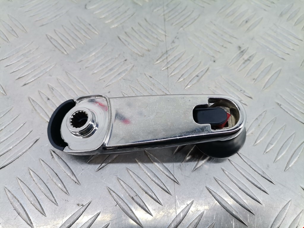 Ручка стеклоподъемника MERCEDES-BENZ C-Class C-klasse W202 1993-2000