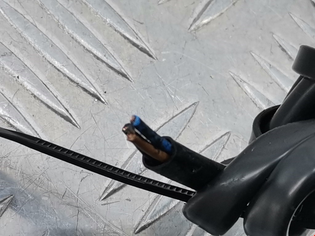 Замок двери передней правой MERCEDES-BENZ C-Class C-klasse W202 1993-2000