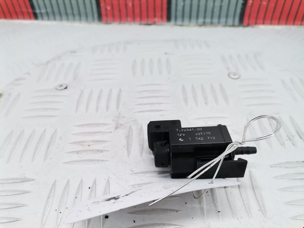 Клапан воздушного фильтра BMW 5-Series (E39) (1995-2004)