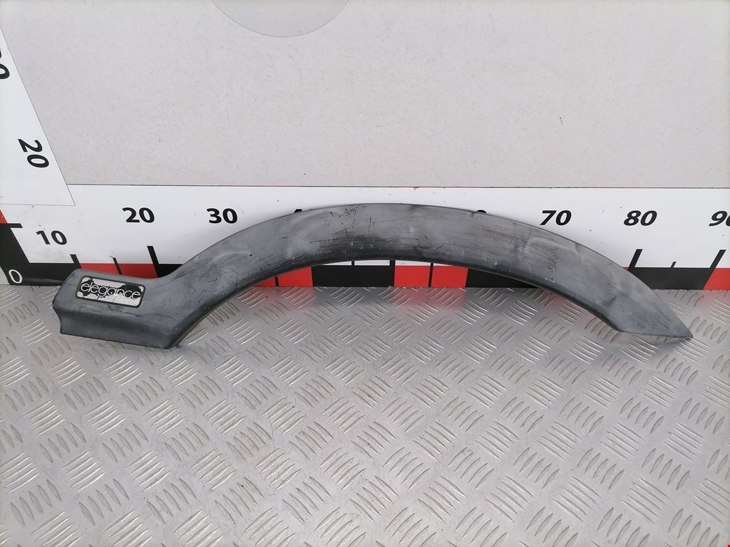 Накладка (молдинг) крыла переднего правого Opel Zafira A (1999-2006)