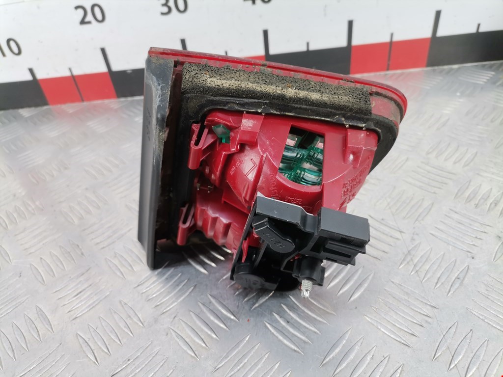 Фонарь задний внутренний левый CITROEN C5 II 2007-2017