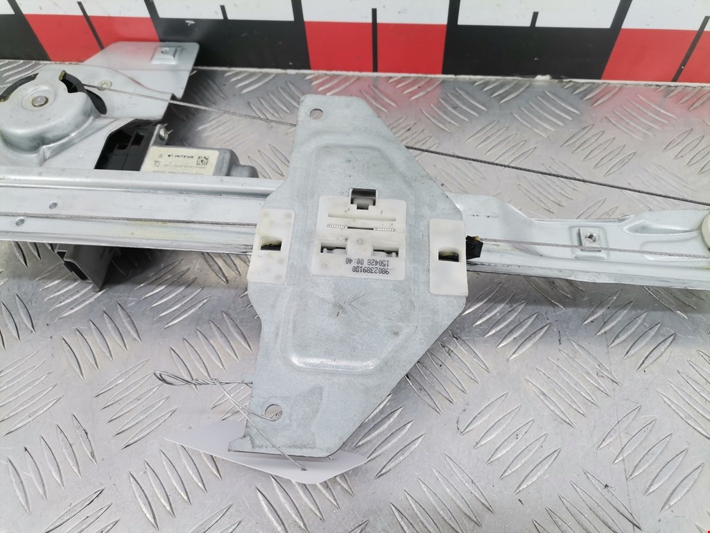 Стеклоподъемник передний правый CITROEN Berlingo 2008-н.в.