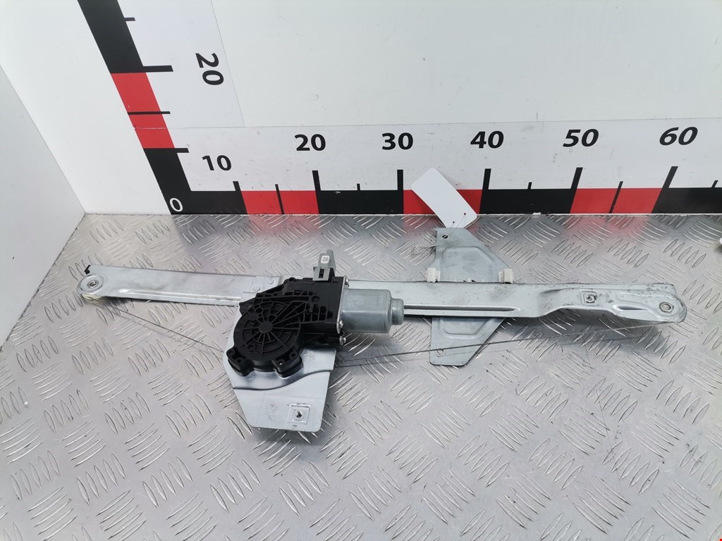 Стеклоподъемник передний правый CITROEN Berlingo 2008-н.в.