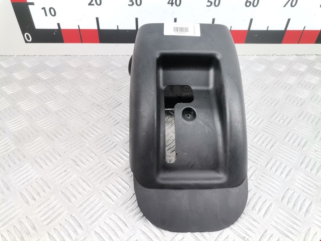 Кожух рулевой колонки TOYOTA Prius II XW20 2003-2012