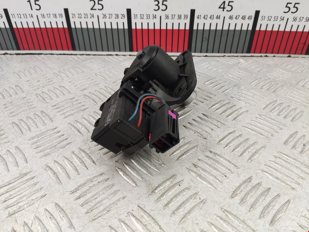 Ручка двери багажника наружная OPEL Meriva A 2003-2010