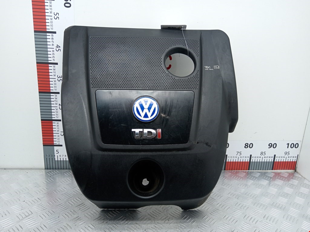 Накладка (крышка) двигателя декоративная Volkswagen Golf 4 (1997-2004)