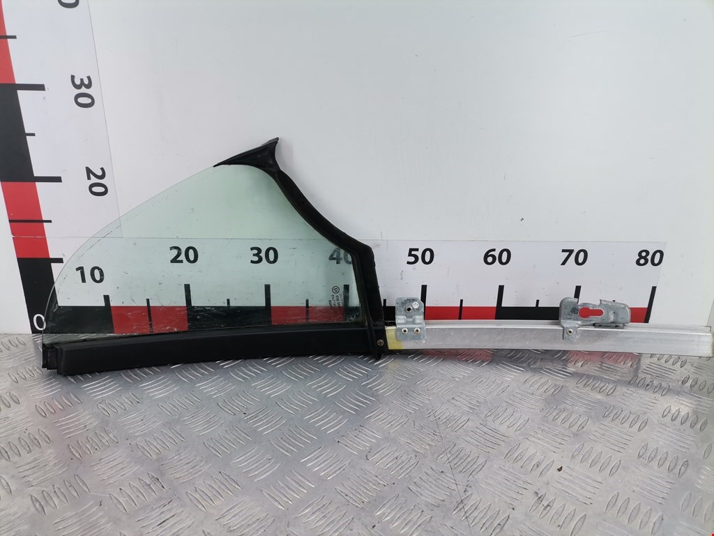 Стекло двери передней правой (форточка) SMART Fortwo/City W453 2014-н.в.