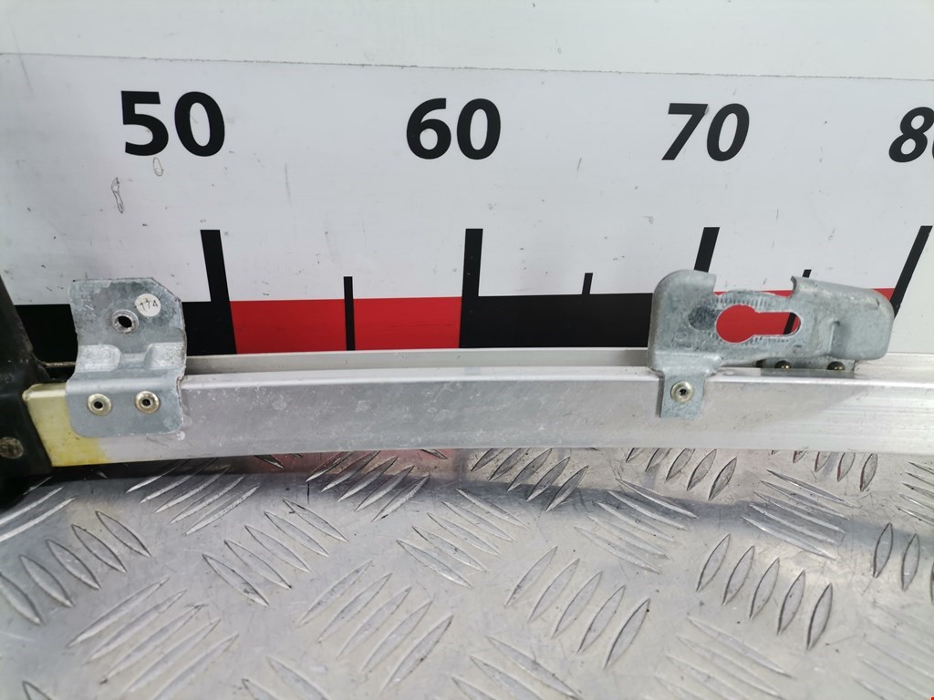 Стекло двери передней правой (форточка) SMART Fortwo/City W453 2014-н.в.