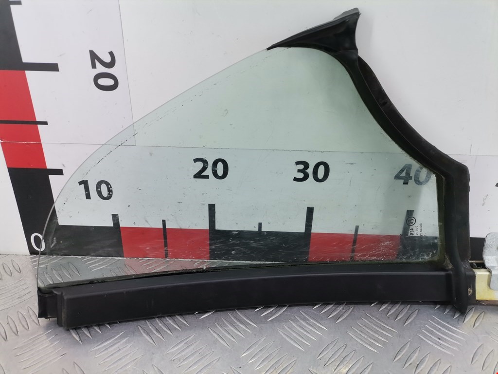 Стекло двери передней правой (форточка) SMART Fortwo/City W453 2014-н.в.