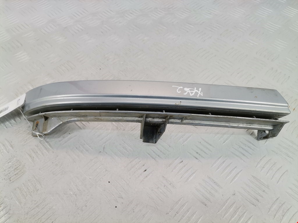 Накладка (планка) под фару правую Opel Zafira A (1999-2006)