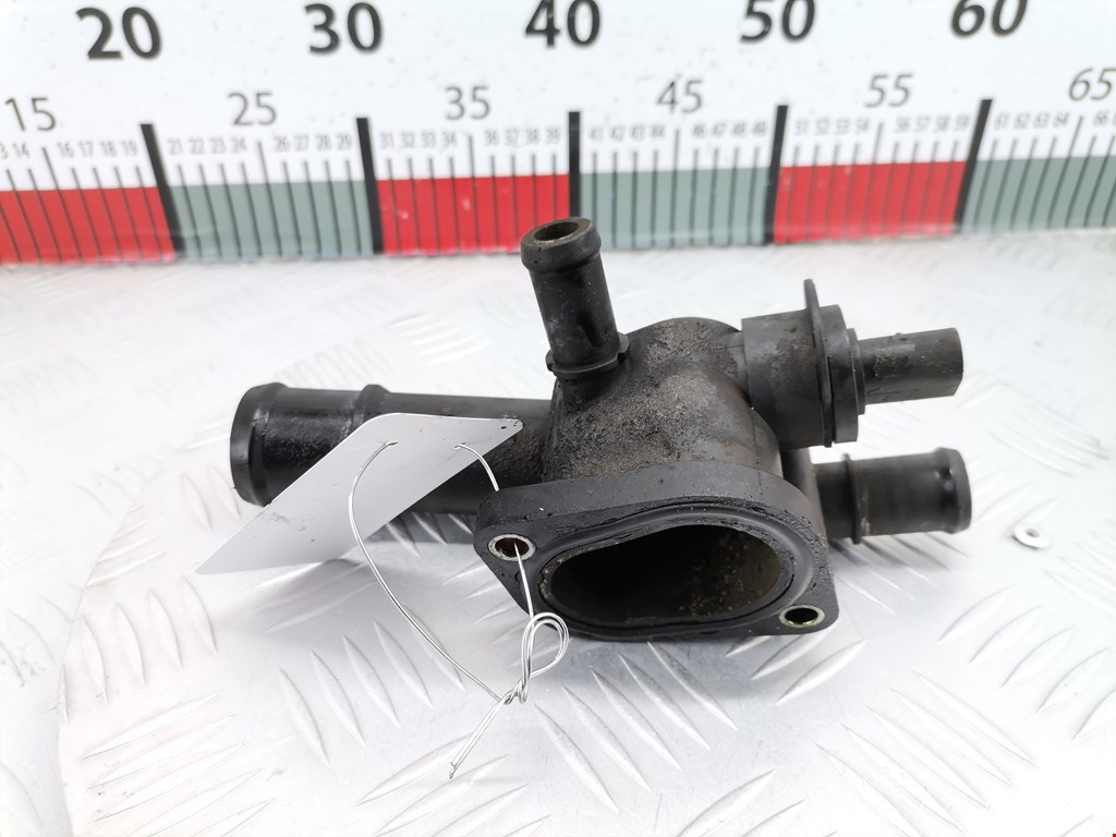 Тройник системы охлаждения VOLKSWAGEN Touran 2003-2010