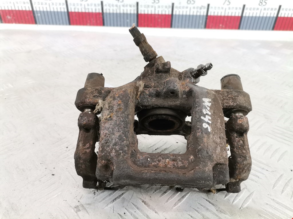 Суппорт задний правый MERCEDES-BENZ C-Class C-klasse W204 2007-2015