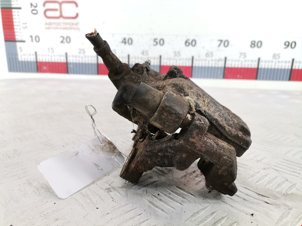 Суппорт задний правый MERCEDES-BENZ C-Class C-klasse W204 2007-2015