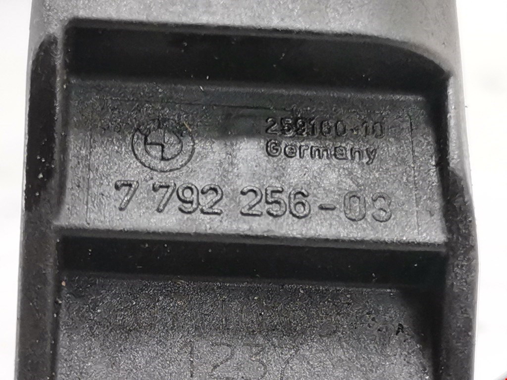 Датчик положения распредвала BMW 3er E90/E91 2005-2012