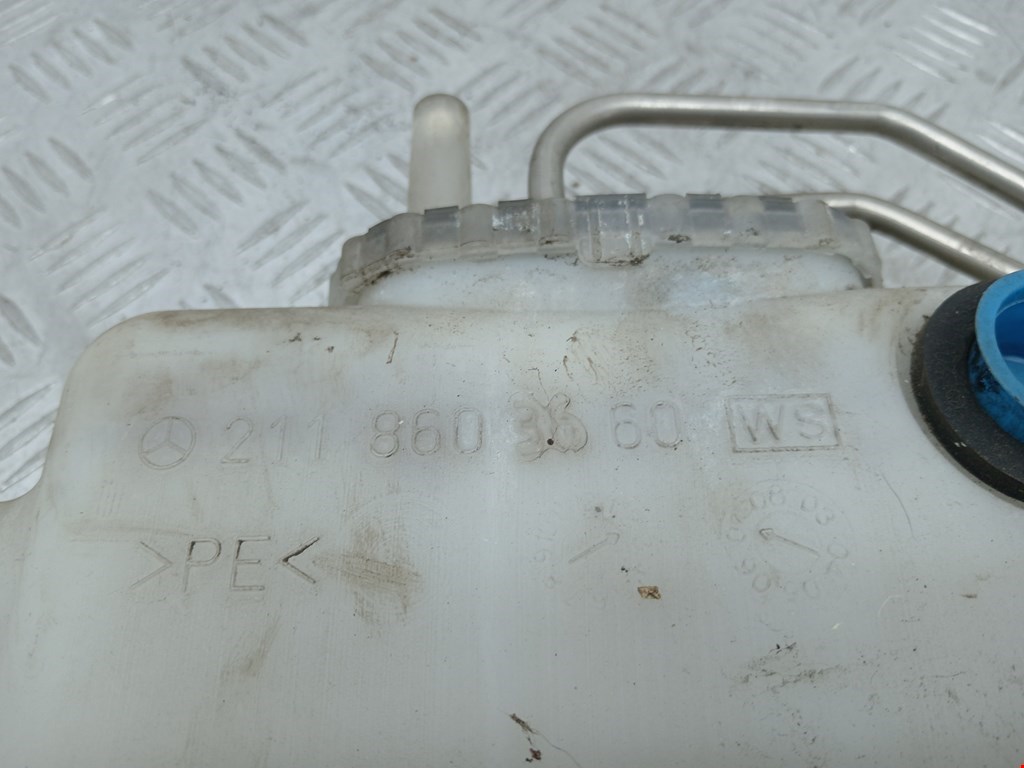 Бачок омывателя MERCEDES-BENZ CLS-Class C219 2004-2010