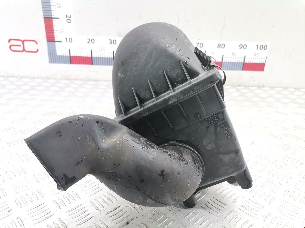 Корпус воздушного фильтра JEEP Cherokee XJ 1984-2001