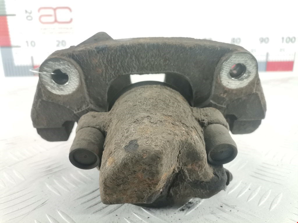 Суппорт передний правый BMW X5 E53 1999-2006