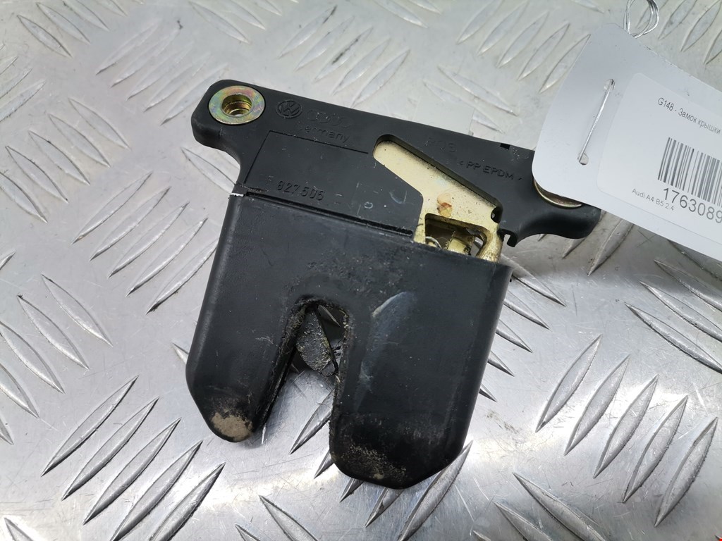 Замок багажника (крышки двери) AUDI A4 B5 1995-2001