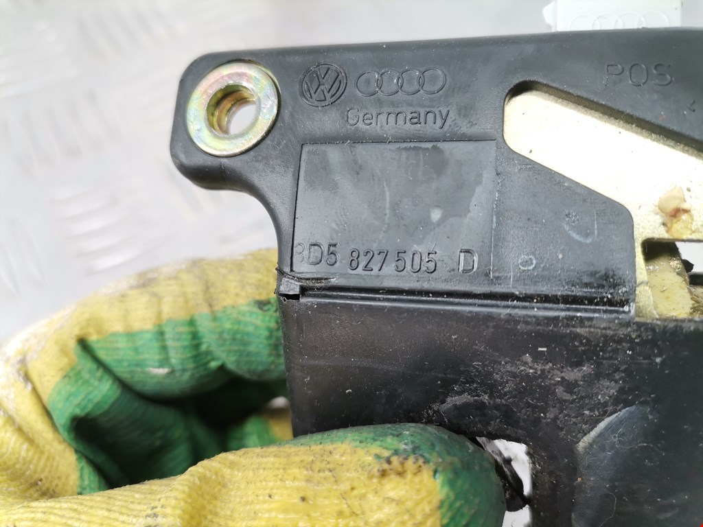 Замок багажника (крышки двери) AUDI A4 B5 1995-2001