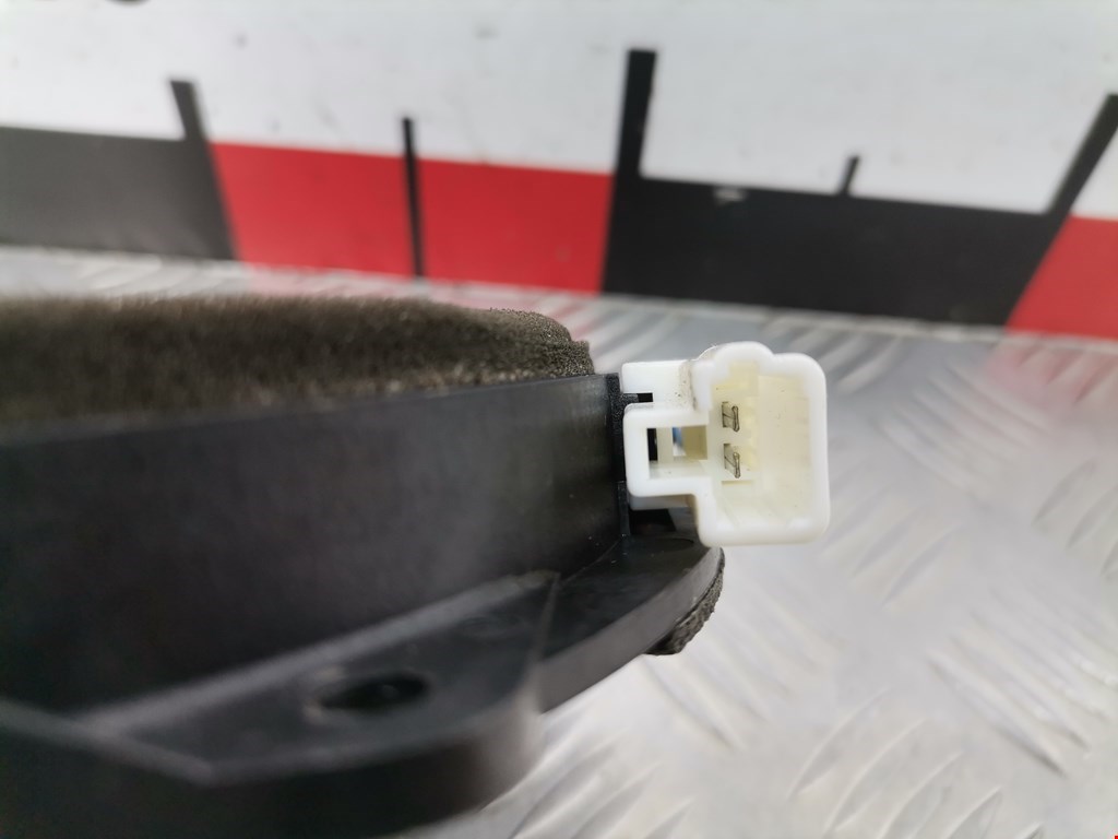 Динамик KIA Sportage II 2004-2010