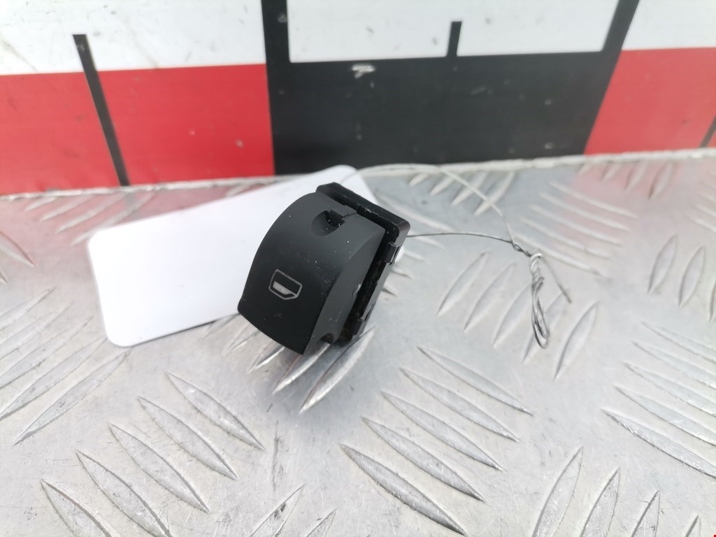 Кнопка стеклоподъемника AUDI A3 8P 2003-2013