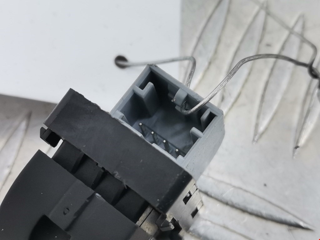 Кнопка стеклоподъемника AUDI A3 8P 2003-2013