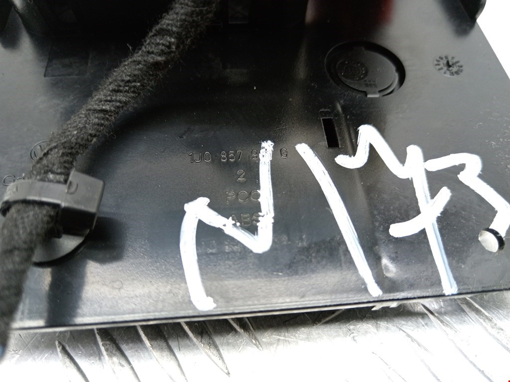 Пепельница передняя VOLKSWAGEN Bora 1998-2005