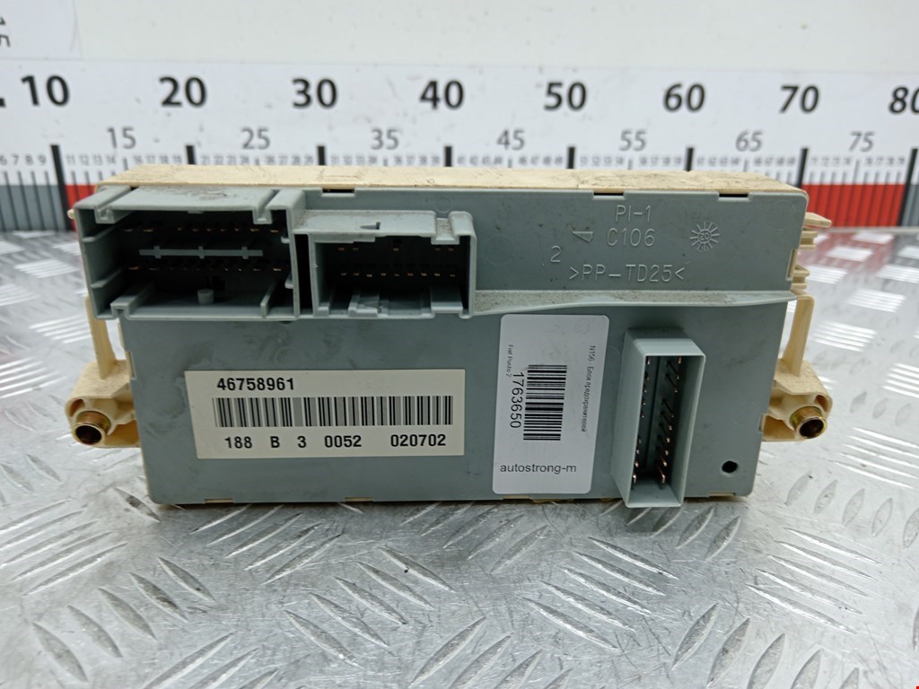 Датчик уровня в бачок омывателя FIAT Punto II (188) 1999-2007