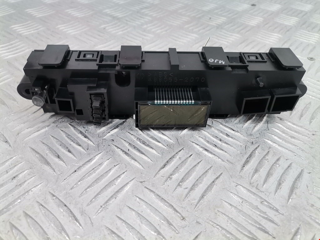 Часы TOYOTA RAV 4 XA30 2006-2012