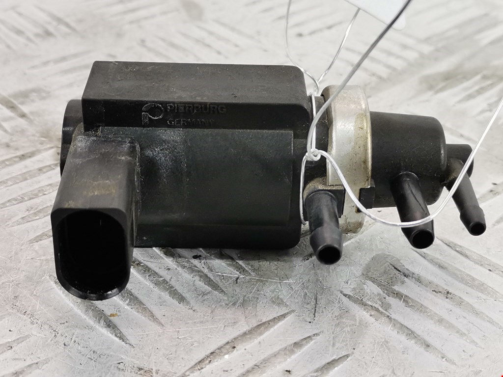 Преобразователь давления (соленоид наддува/EGR) Volkswagen Passat 5 GP (2000-2005)