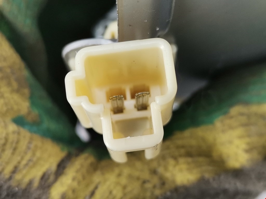 Моторчик стеклоочистителя задний MAZDA Mazda 6 GG 2000-2007