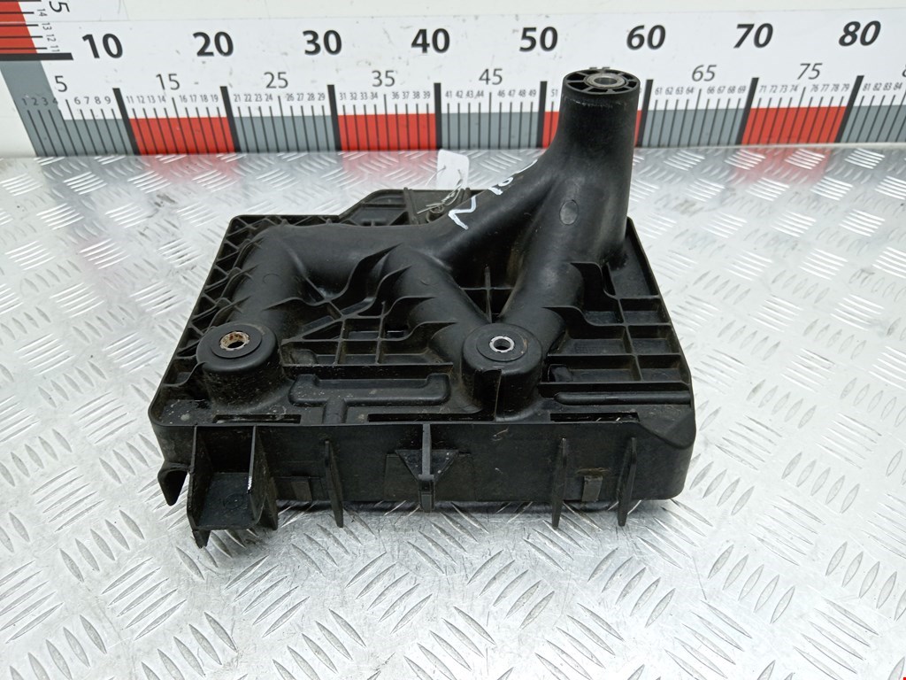 Крепление АКБ (корпус/подставка) SEAT Ibiza 2002-2008