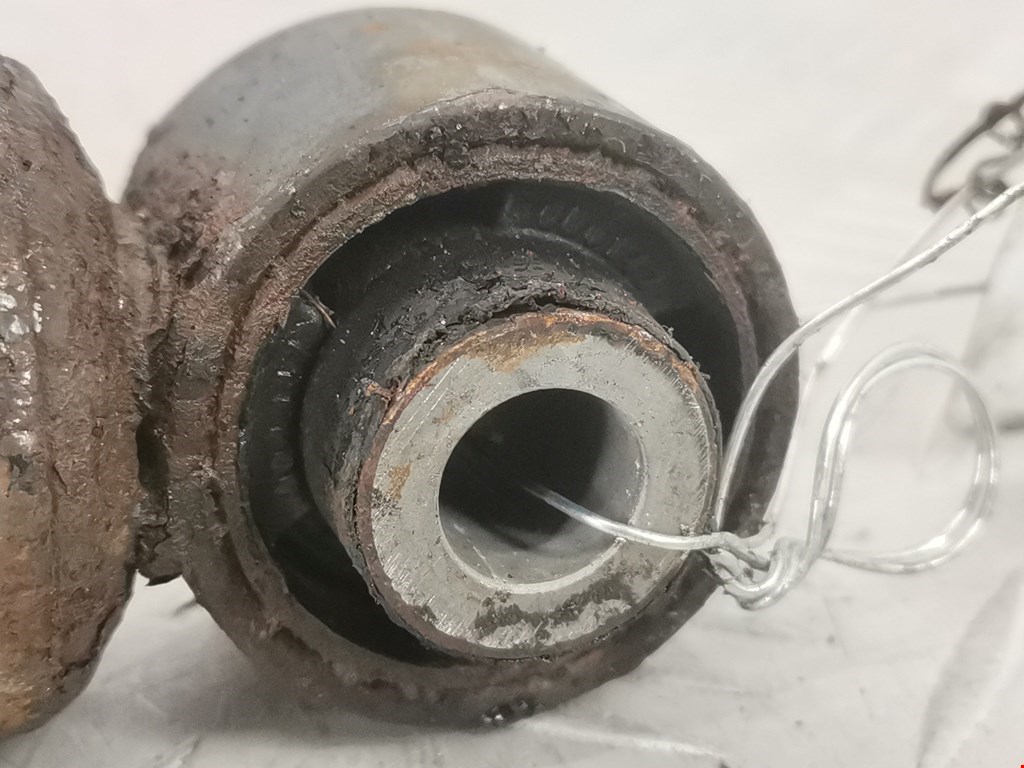 Амортизатор задний левый RENAULT Koleos HY 2008-2016