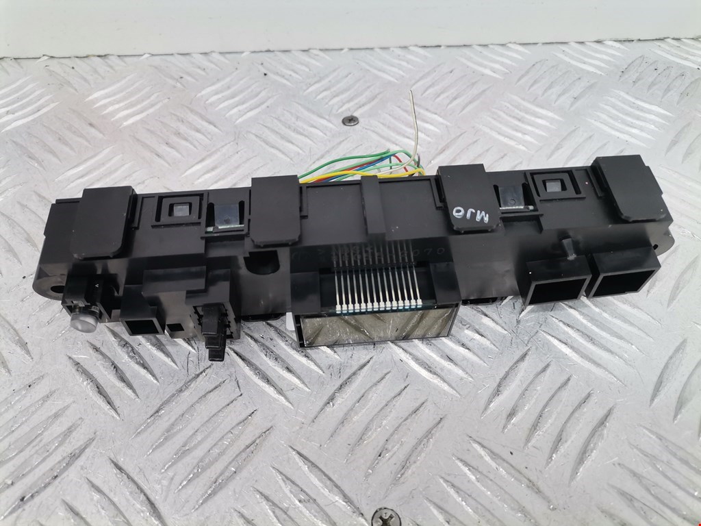 Часы TOYOTA RAV 4 XA30 2006-2012