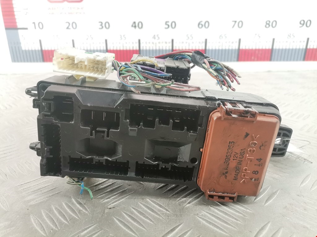 Блок реле MITSUBISHI Space Star 1999-2006