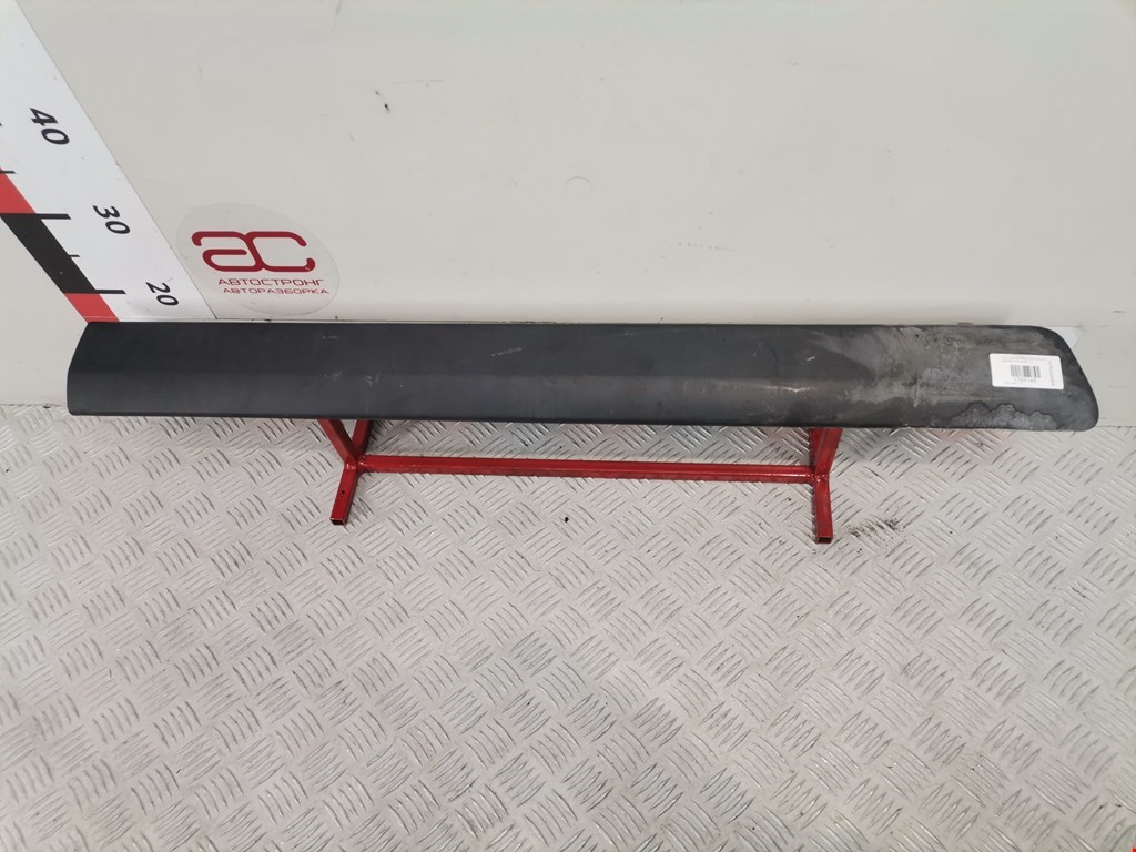 Накладка декоративная (молдинг) двери передней левой Renault Logan 1 (2004-2015)