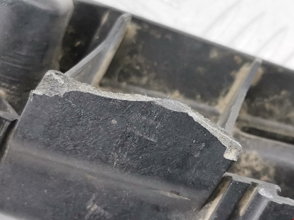 Кронштейн заднего бампера левый правый CHEVROLET Cruze 2009-2015