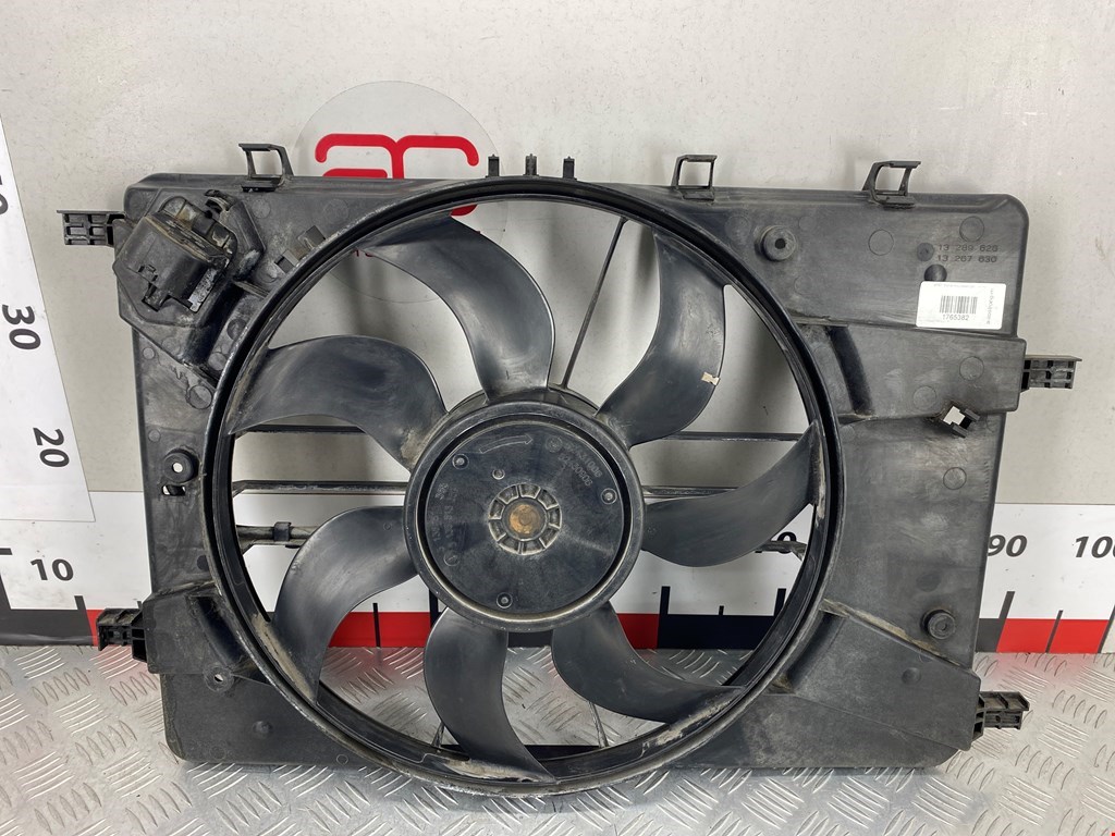 Вентилятор радиатора основного OPEL Astra J 2009-2017