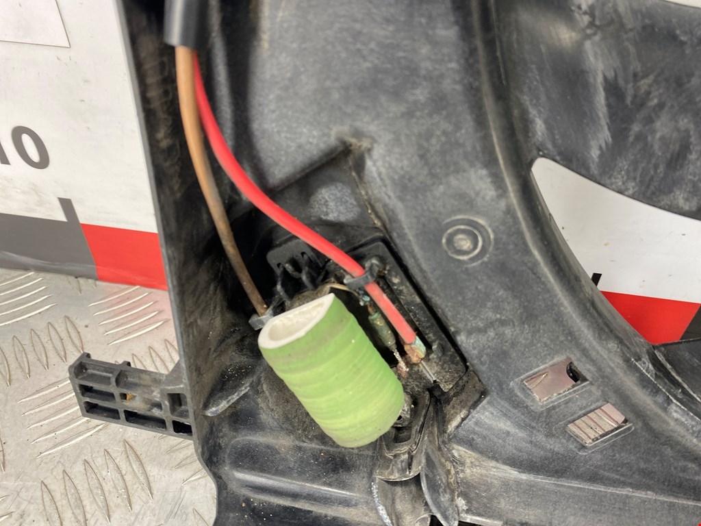 Вентилятор радиатора основного OPEL Astra J 2009-2017